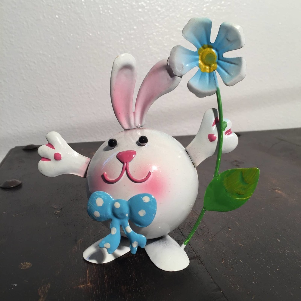 White Rabbit Decoration Figure - Picture 3 of 7
